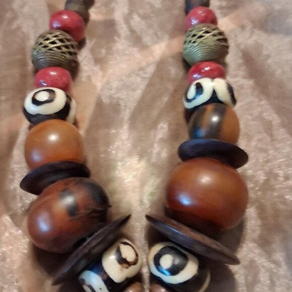 Vintage African Wooden Beaded and Metal Necklace w/ Symbolic Pendant - Picture 5 of 6